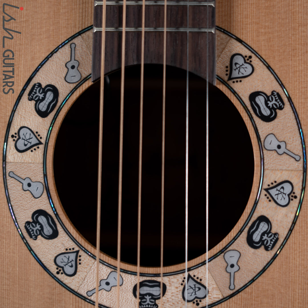 Takamine KC70 Kenny Chesney Signature Model Natural