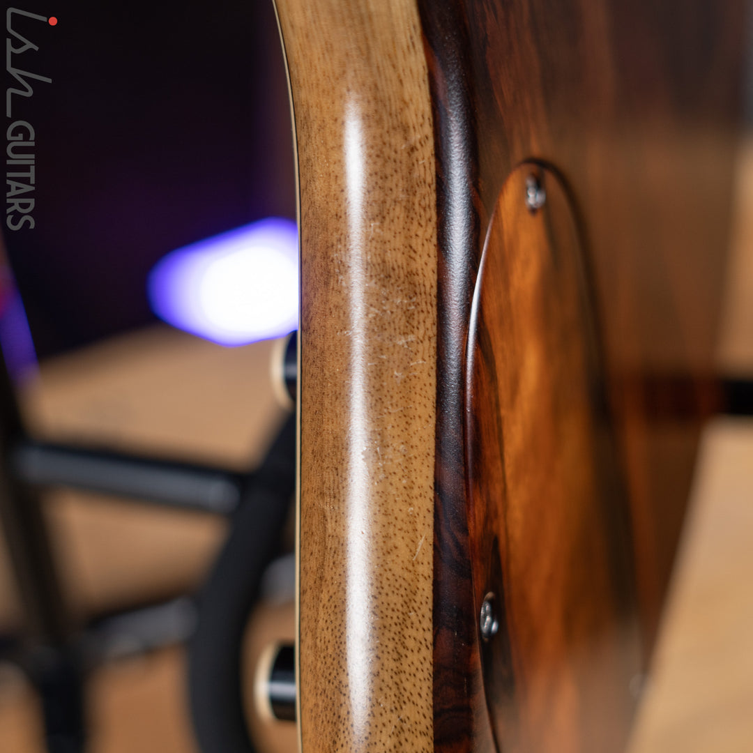 Benavente SCB Hollowbody Fretless 5 String Bass Natural