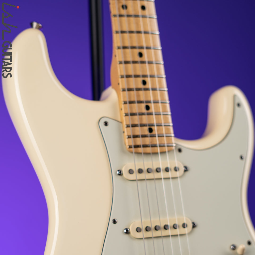2015 Fender American Professional Stratocaster Shawbucker Olympic White