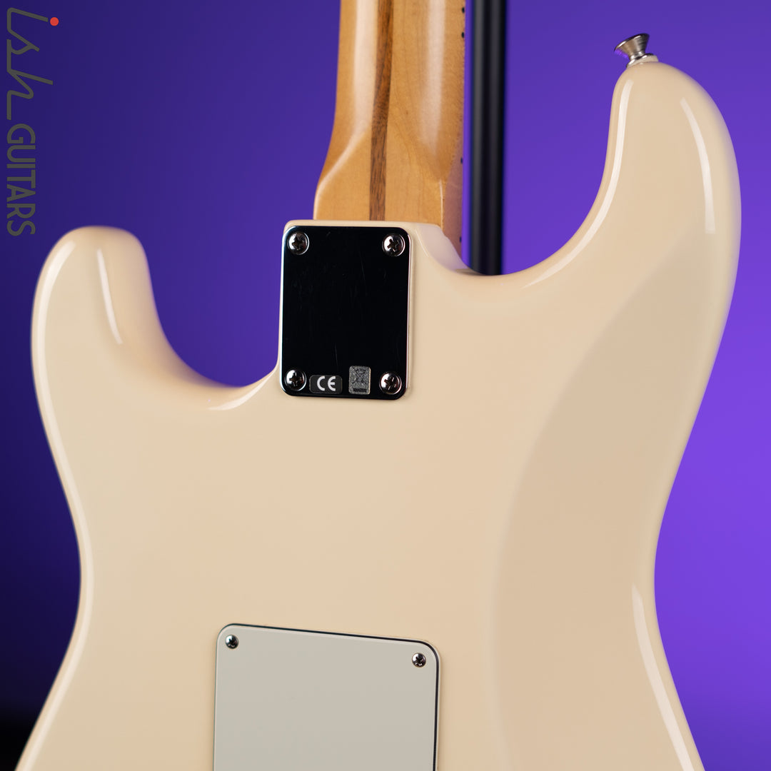 2015 Fender American Professional Stratocaster Shawbucker Olympic White