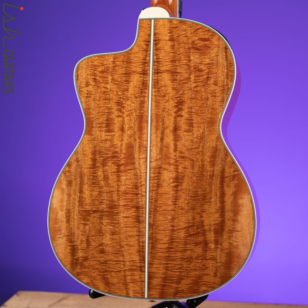 Takamine LTD 2022 60th Anniversary Acoustic-Electric Guitar Natural