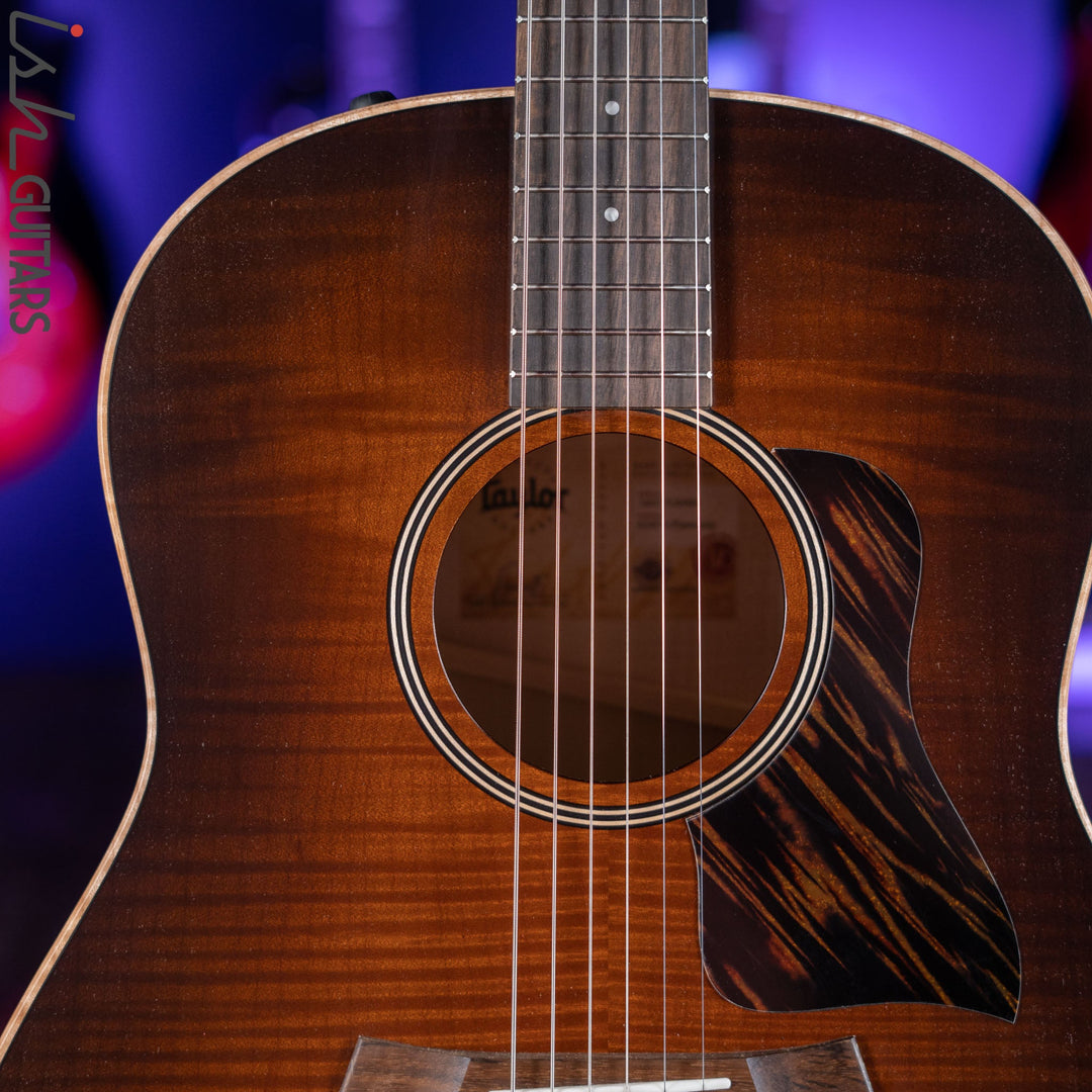 Taylor American Dream AD27e Flametop Acoustic-Electric Guitar