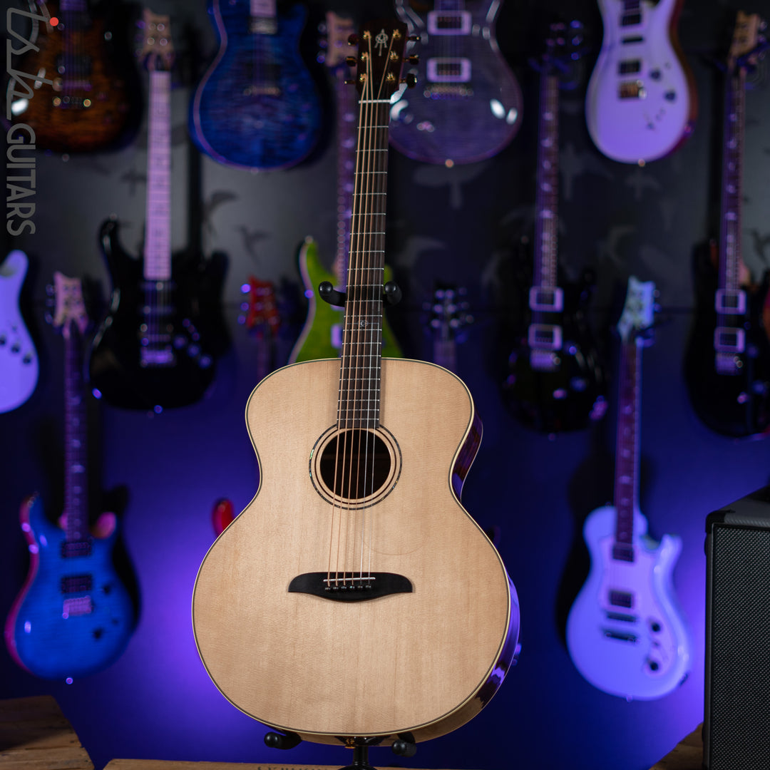 Alvarez Yairi YB70 Standard Baritone Natural Store Demo