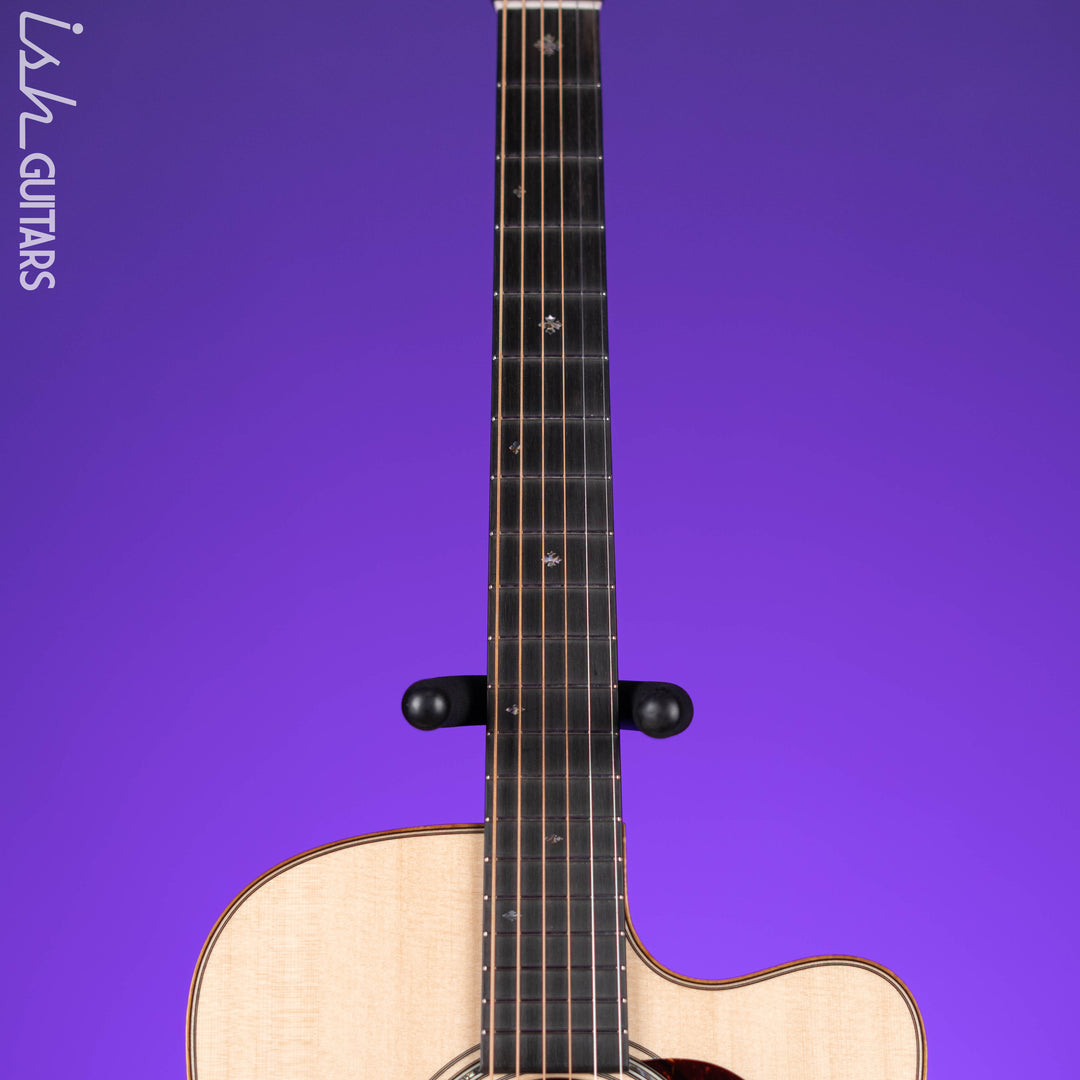 Martin Custom Shop D-28 Dreadnought Acoustic Guitar East Indian Rosewood