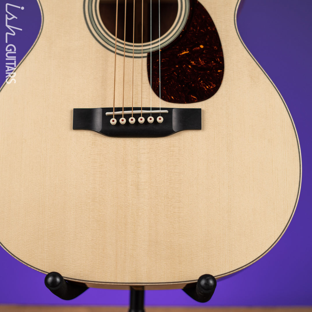 Martin Custom Shop OM-28 Acoustic Guitar Quilted Bubinga Natural