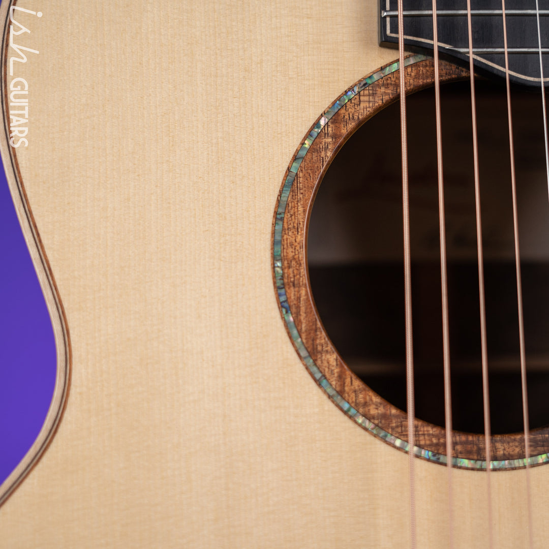 2015 Lowden F50c Walnut Natural