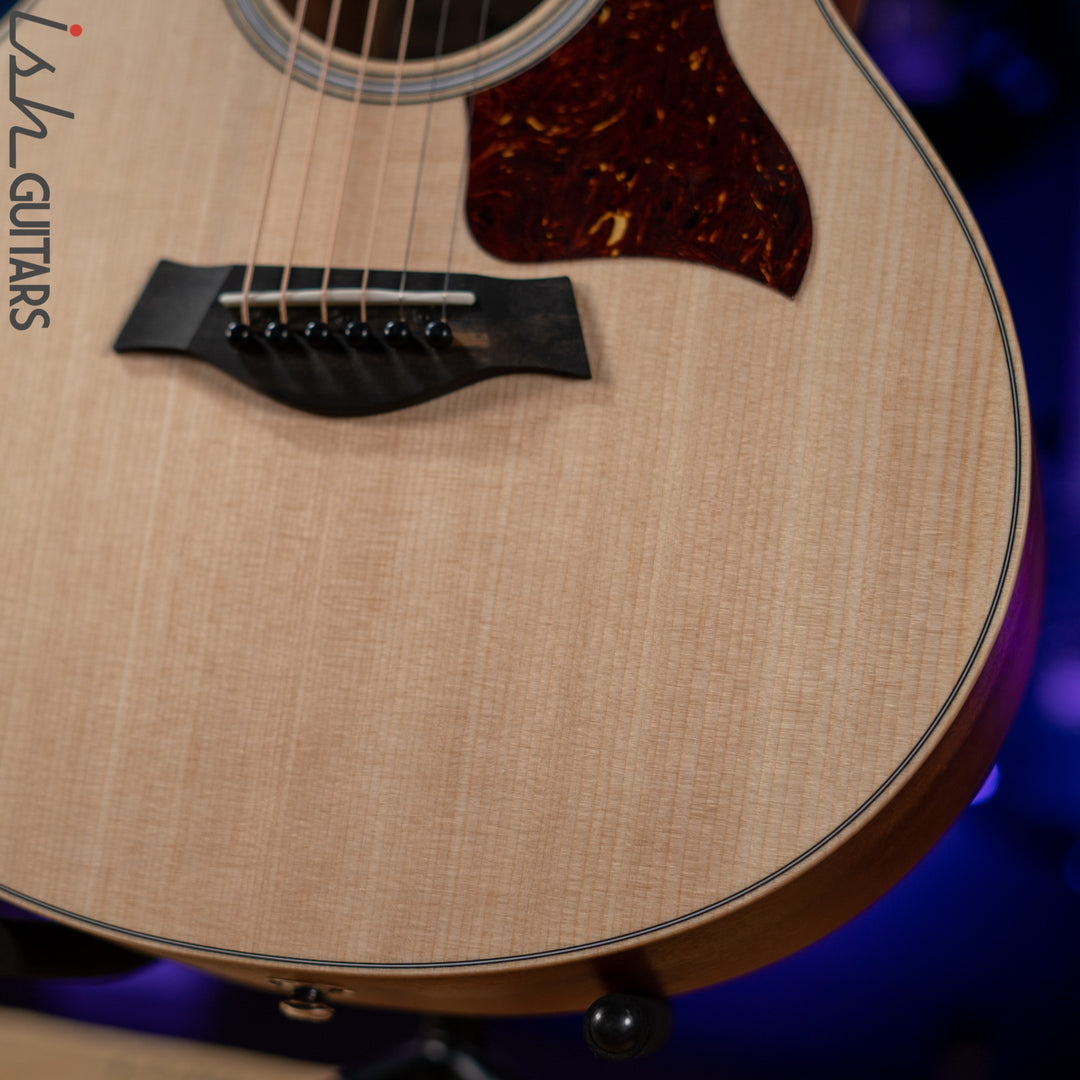 Taylor GS Mini-e Quilted Sapele LTD Natural