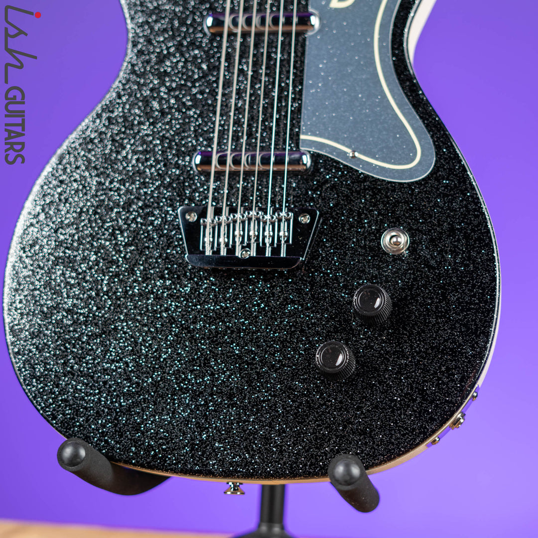 Danelectro ‘56 Baritone Black Metal Flake