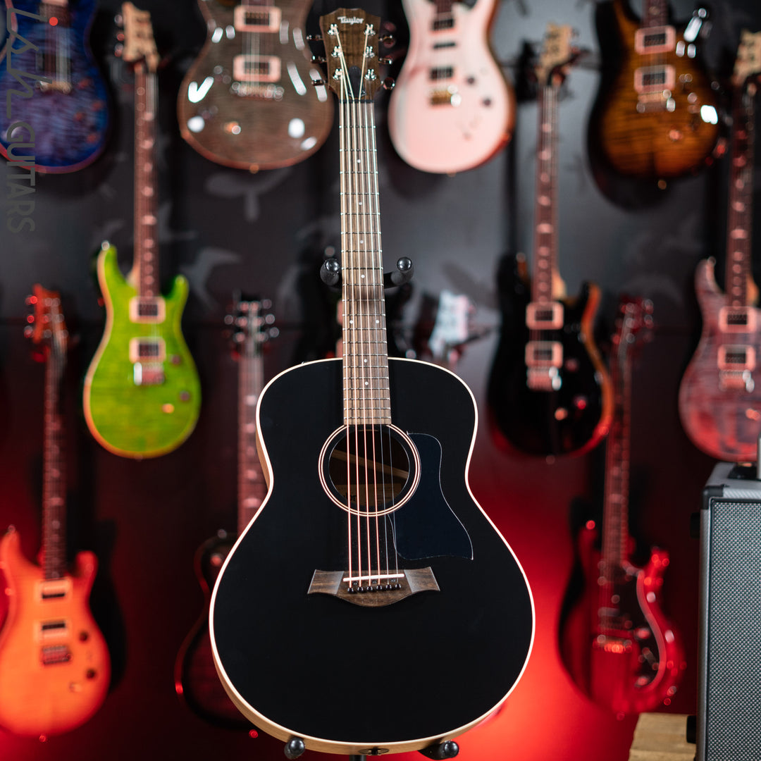 Taylor GTe Grand Theater Acoustic-Electric Guitar Blacktop Demo