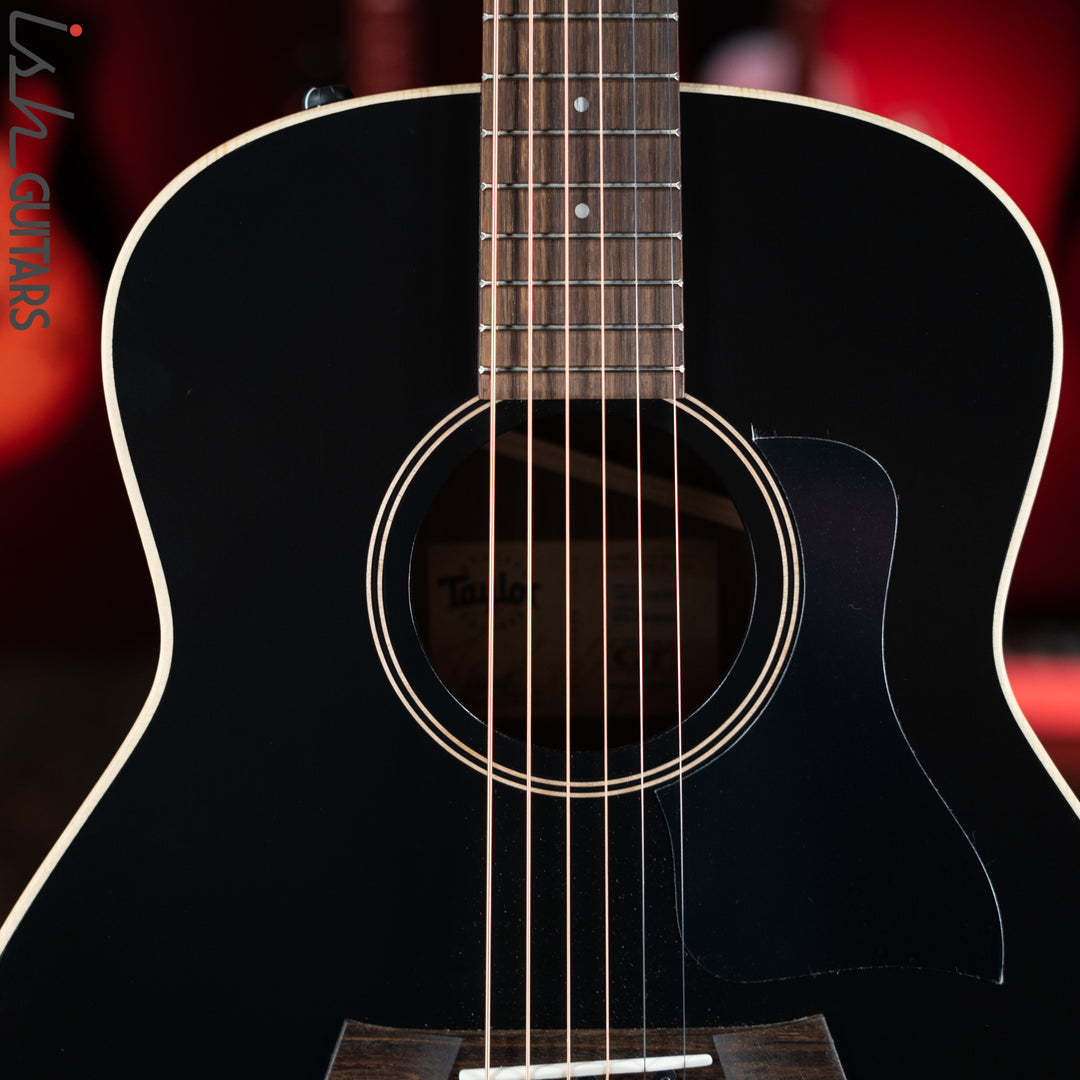 Taylor GTe Grand Theater Acoustic-Electric Guitar Blacktop Demo