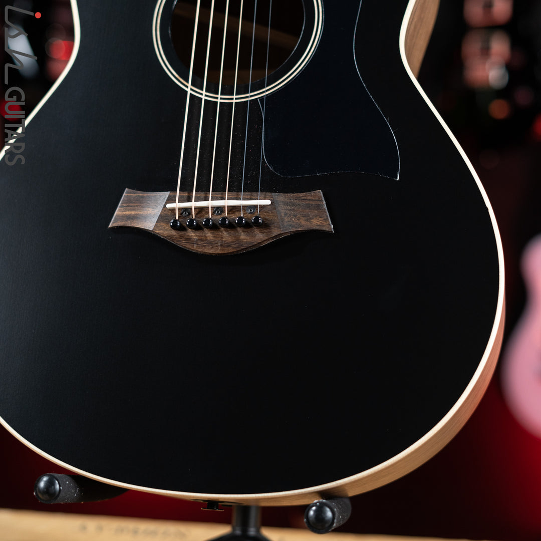 Taylor GTe Grand Theater Acoustic-Electric Guitar Blacktop Demo