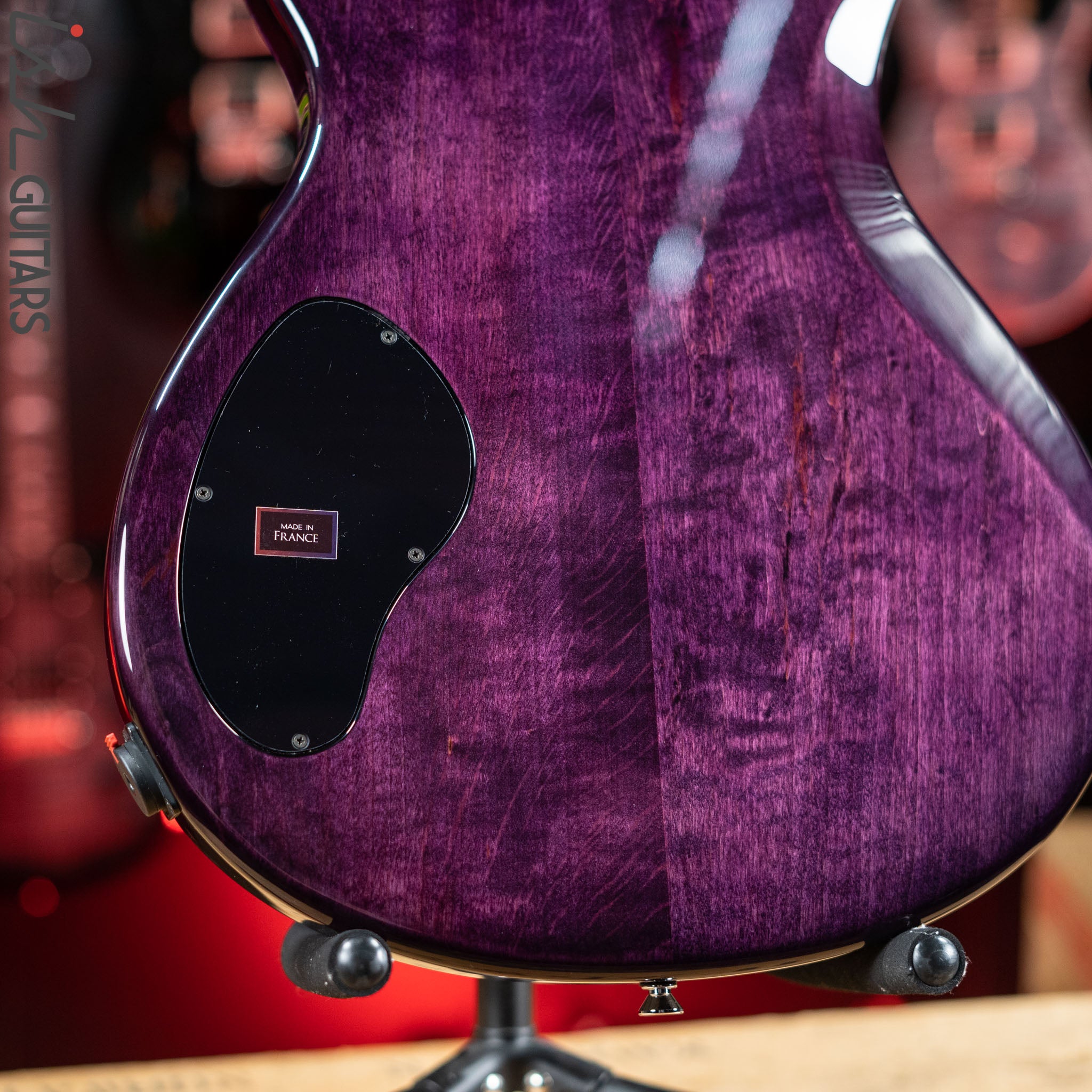 Vigier GV Wood Purple Fade Phenowood Board – Ish Guitars