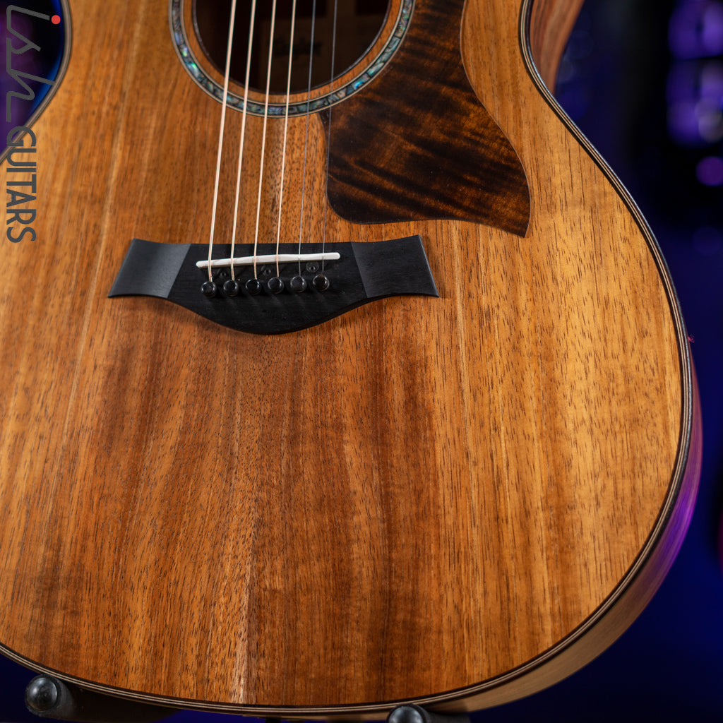 Taylor 724ce Acoustic-Electric Guitar Natural Hawaiian Koa