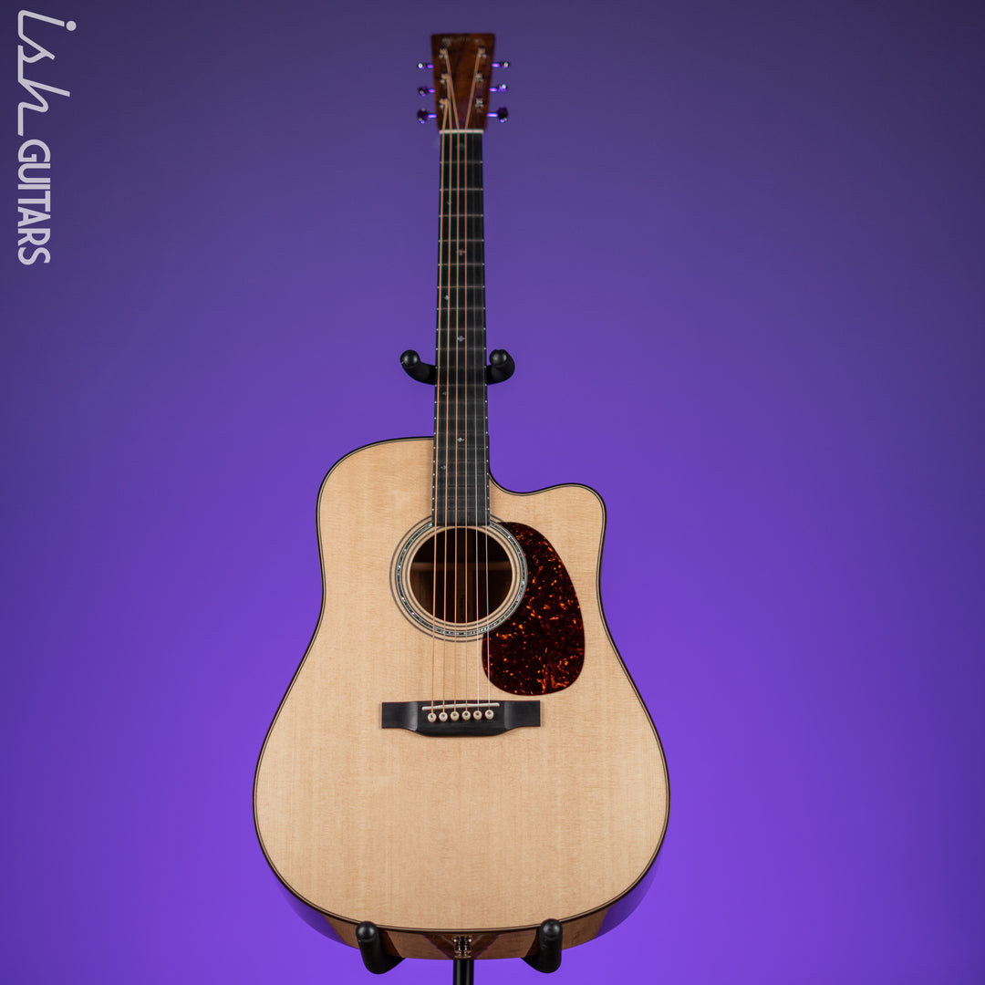 Martin Custom Shop D-28 Acoustic Guitar Flamed Koa Natural