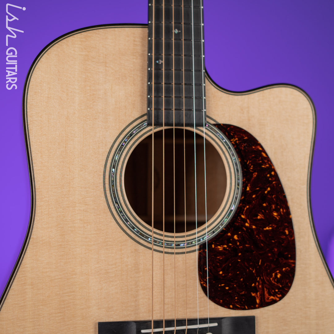 Martin Custom Shop D-28 Acoustic Guitar Flamed Koa Natural