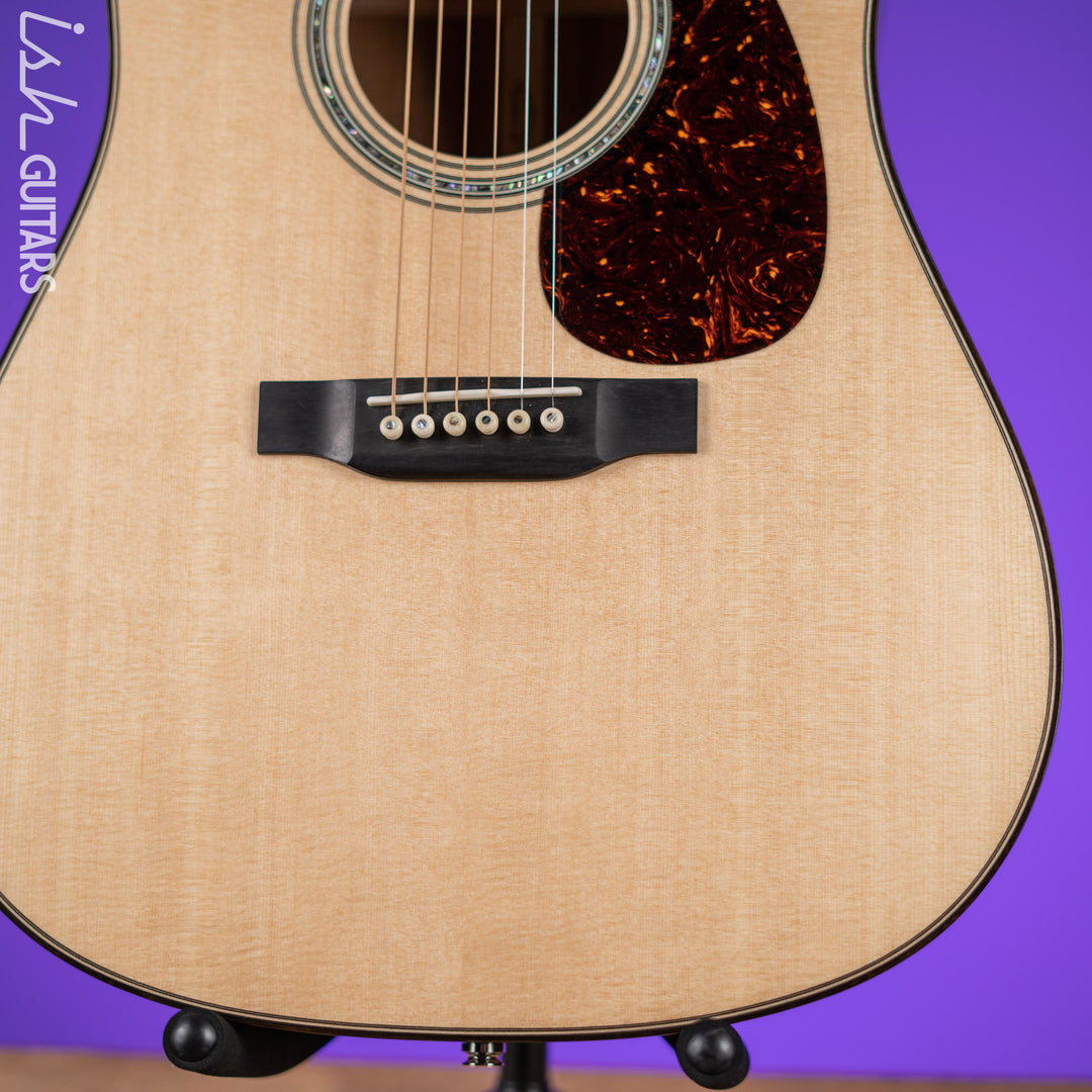 Martin Custom Shop D-28 Acoustic Guitar Flamed Koa Natural