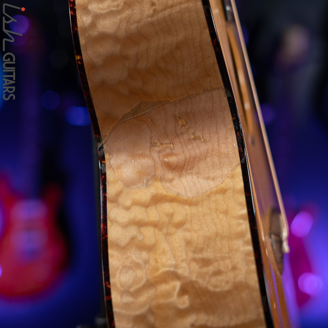 Tacoma JF 21 Natural Flame Maple