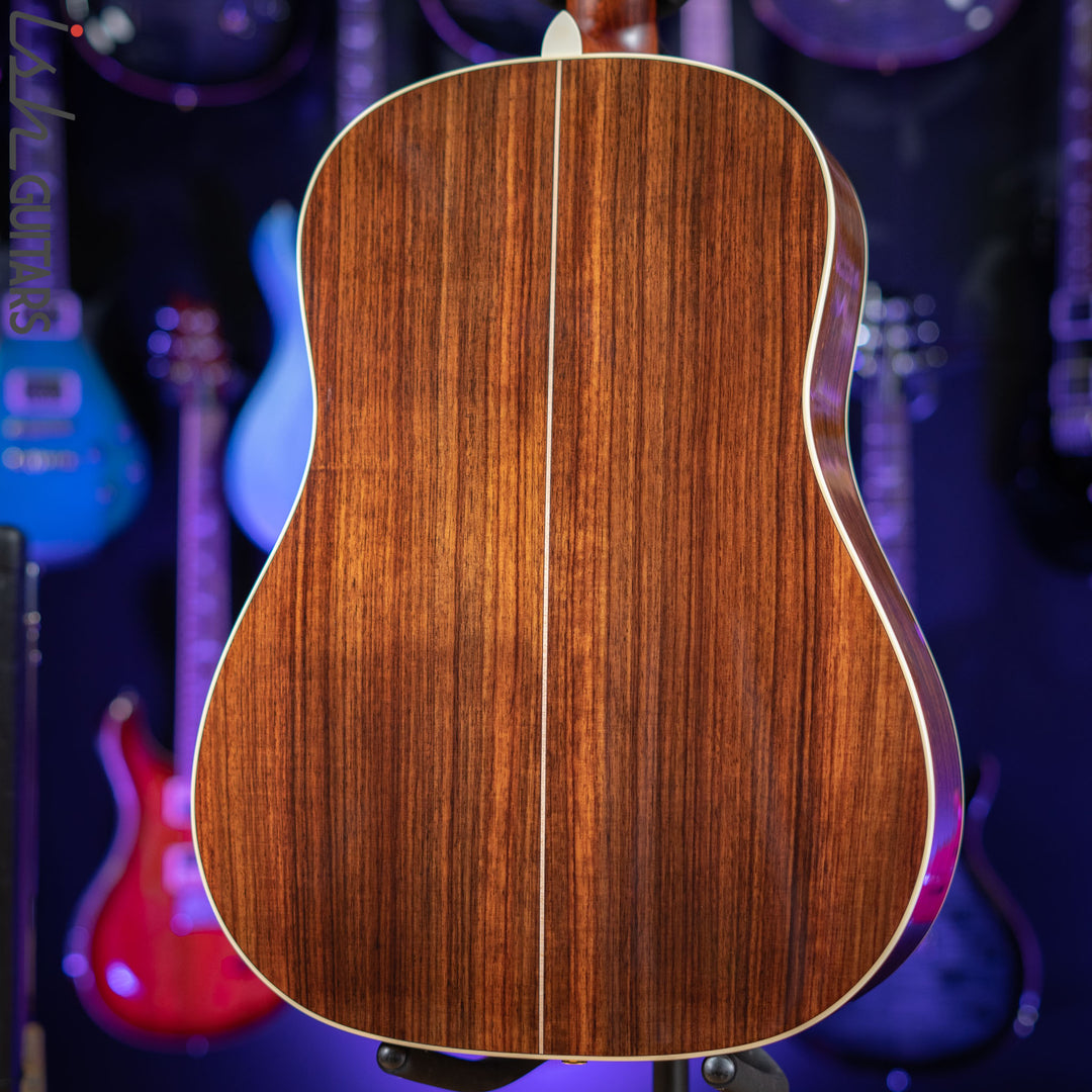 Alvarez Yairi Masterworks DYMR70SB Dreadnought Slope Shoulder Sunburst