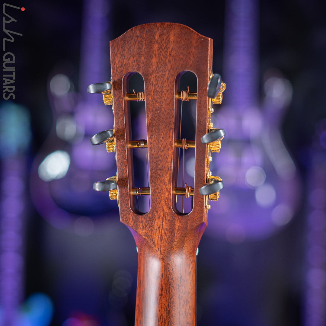 Alvarez Yairi Masterworks DYMR70SB Dreadnought Slope Shoulder Sunburst