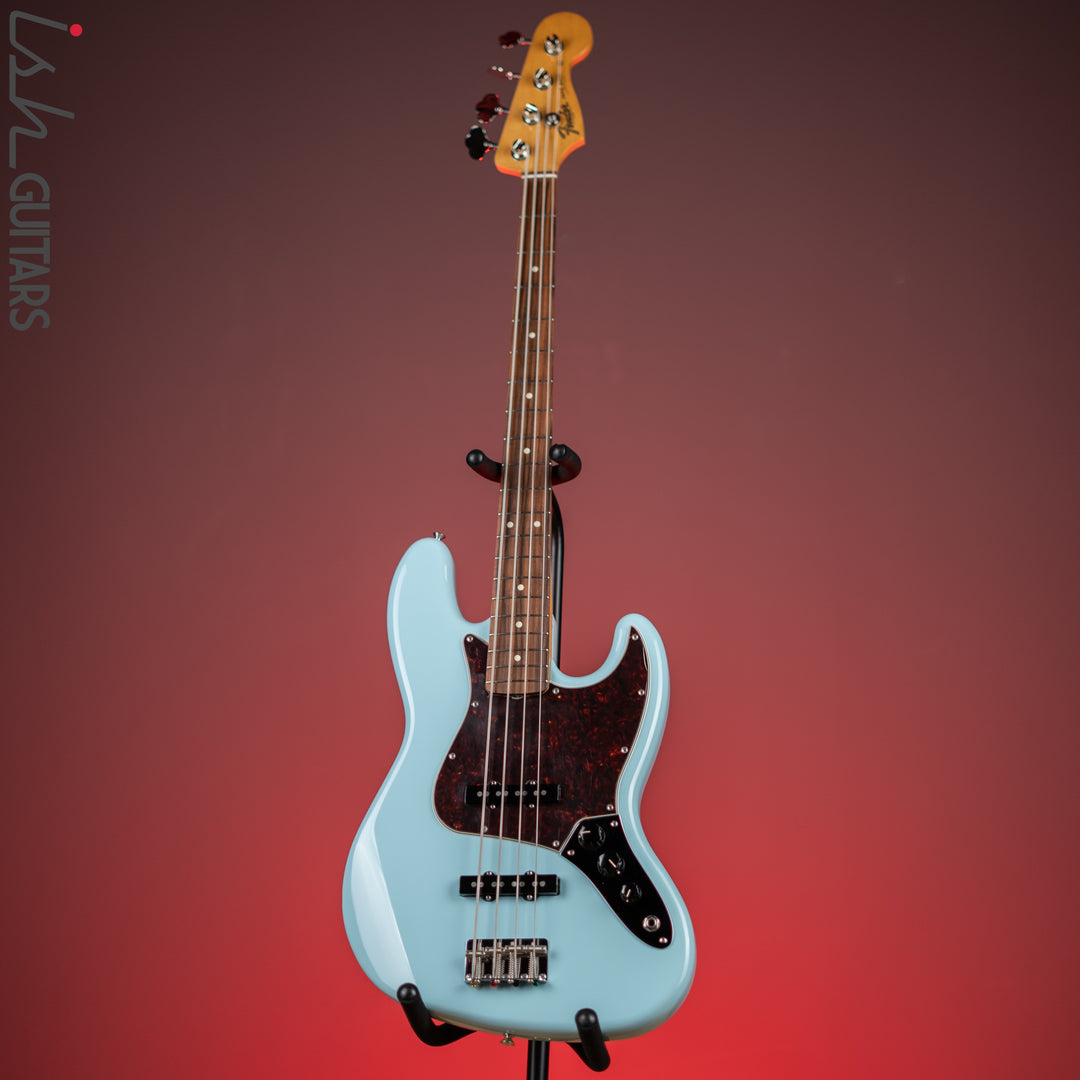 2019 Fender Vintera 60’s Jazz Bass Daphne Blue