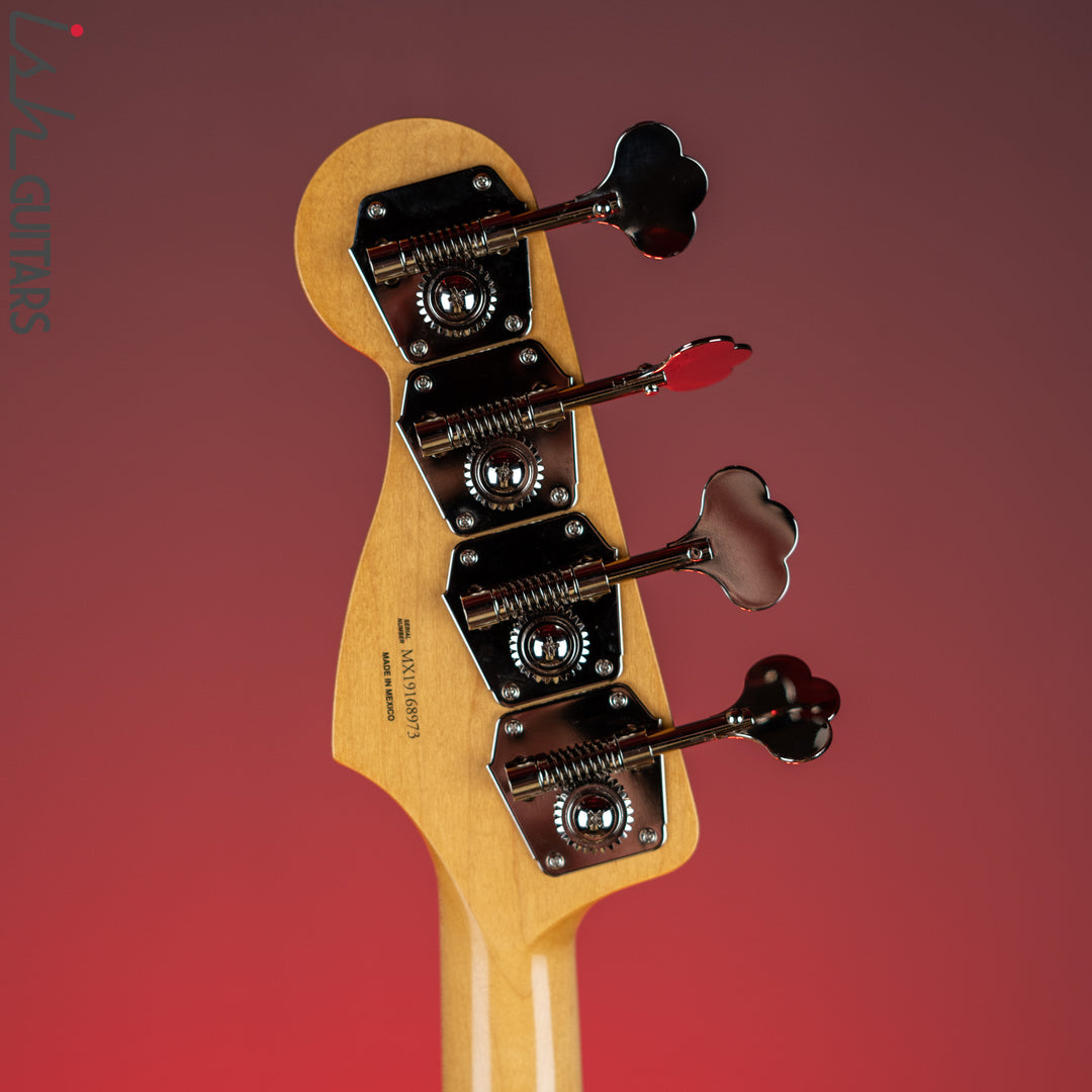 2019 Fender Vintera 60’s Jazz Bass Daphne Blue