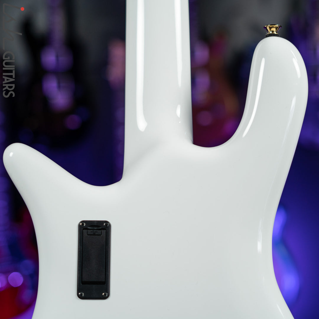 Spector Euro 5 Classic 5-String Bass White Gloss Demo