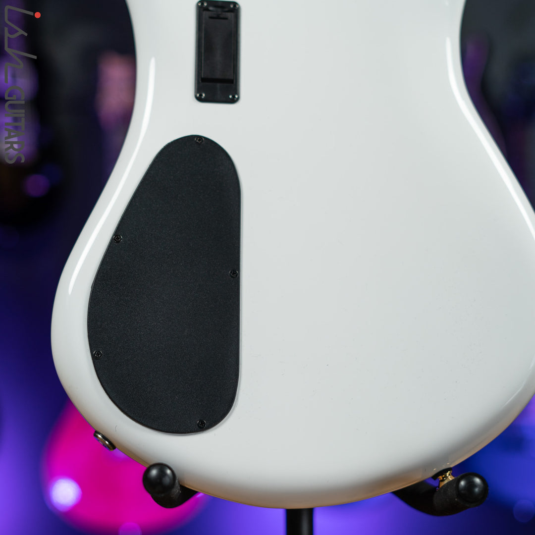 Spector Euro 5 Classic 5-String Bass White Gloss Demo