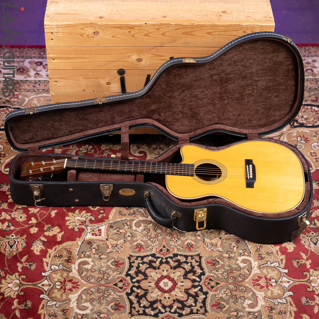 2007 Martin OMC-28M Custom Laurence Juber Natural