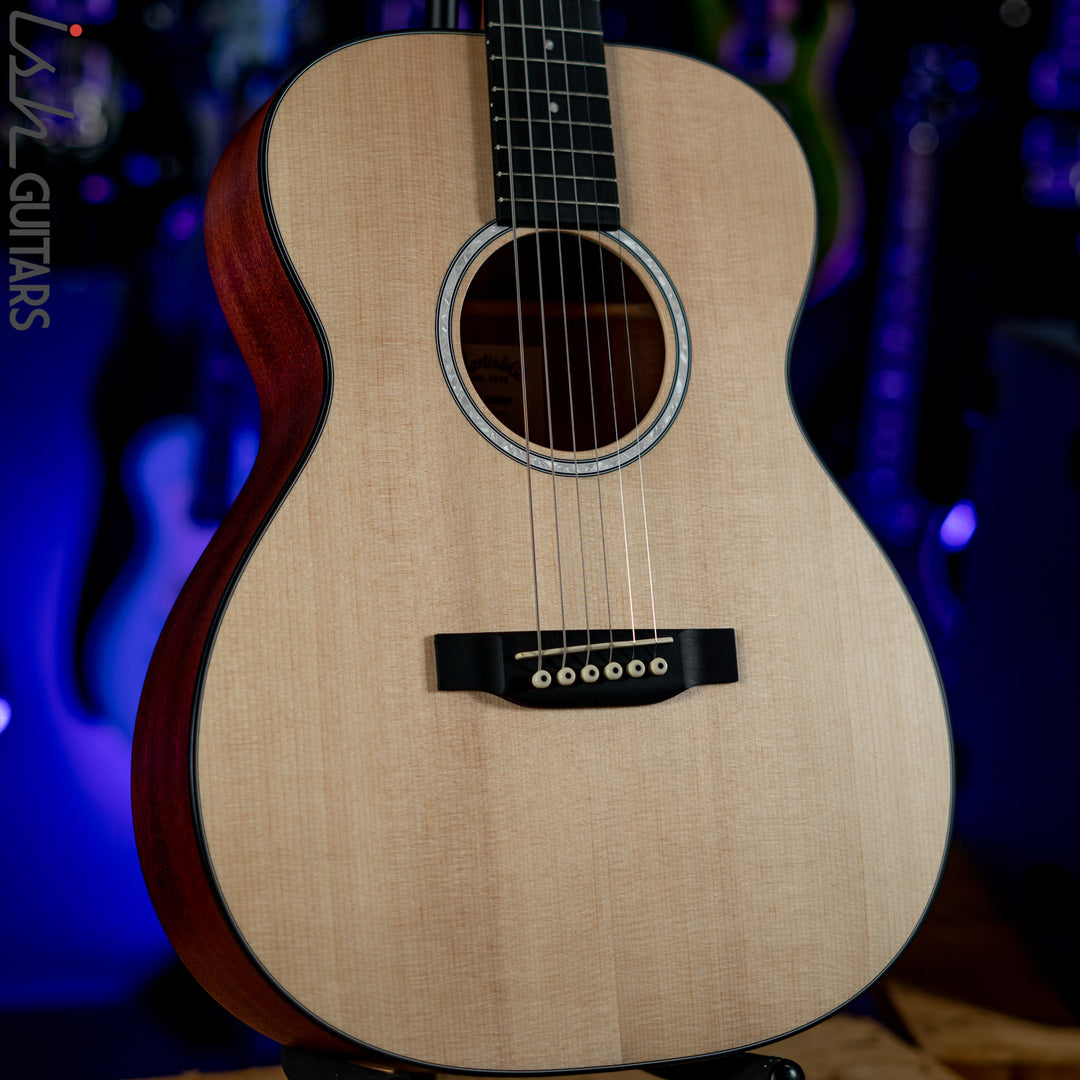 Martin 000 Jr-10 Acoustic Guitar Natural - Blemished – Ish