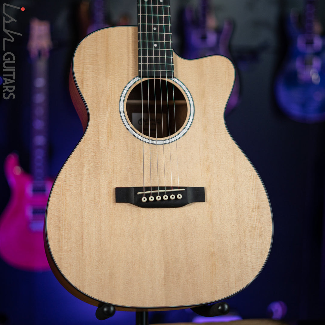 Martin 000CJr-10E Acoustic-Electric Natural Satin - Blemished
