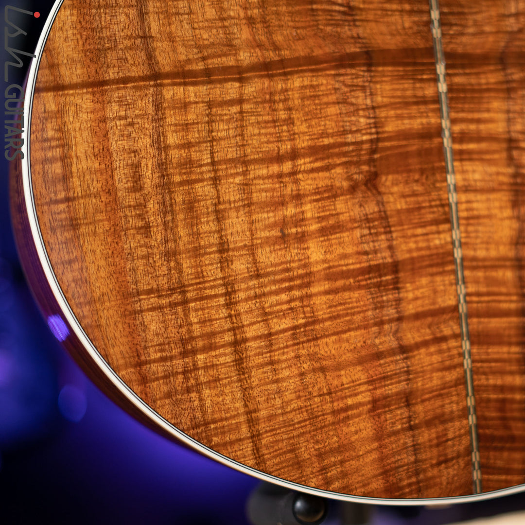 2005 Gibson Custom Shop SJ-200 Acoustic Guitar Koa
