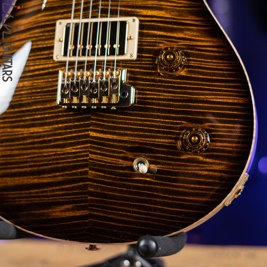 PRS Custom 22 Private Stock Tiger Eye Smoked Burst Birds On A Wire