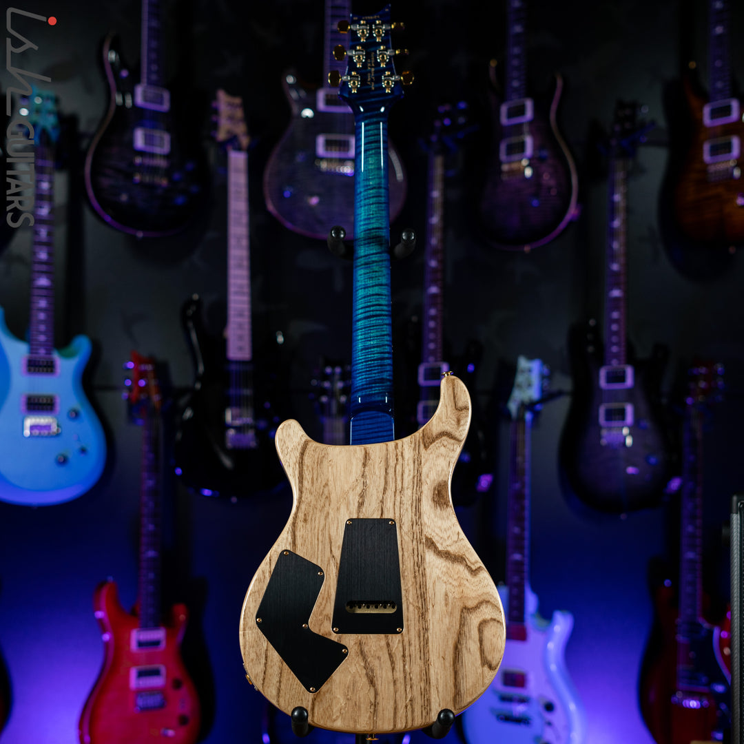 PRS Modern Eagle V Wood Library One Piece Quilt River Blue w/ Blue Burst