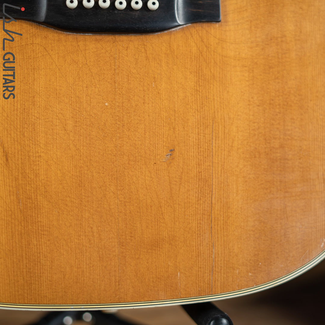 1965 Martin D-28 Natural