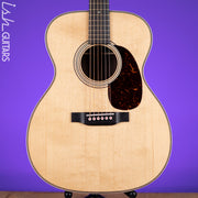 Martin 000-28 Modern Deluxe Acoustic Guitar Natural