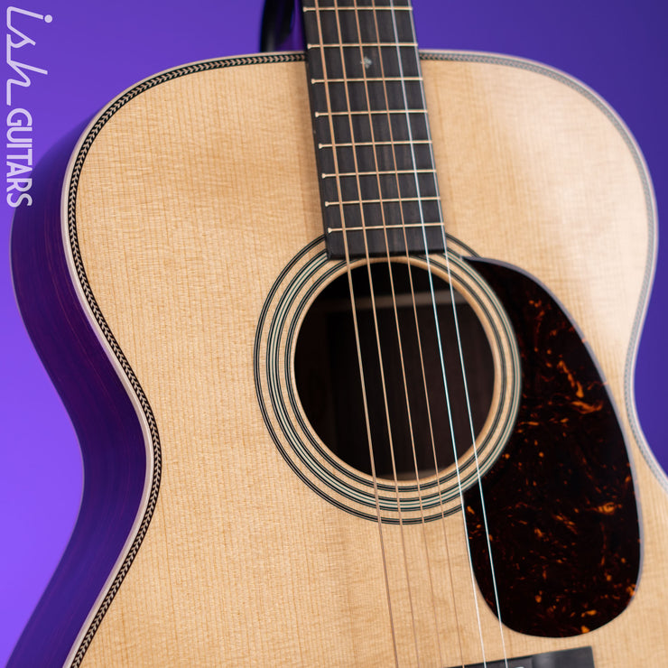  Martin 000-28 Eric Clapton Signature Auditorium Acoustic Guitar  Natural : Musical Instruments