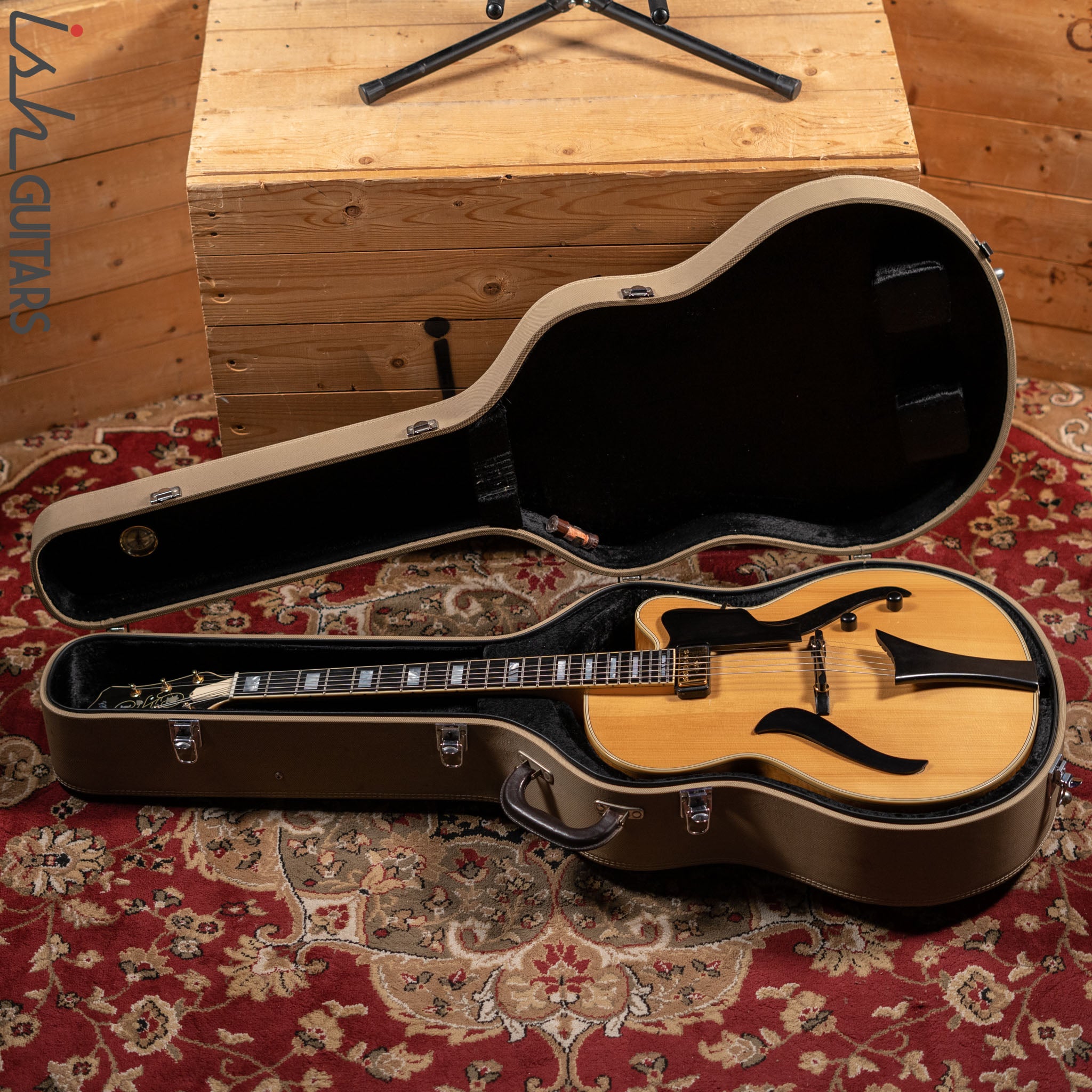 2002 Hofner Jazzica Custom Natural – Ish Guitars