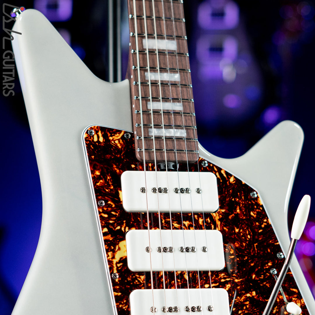Ernie Ball Music Man BFR Albert Lee MM90 Ghost In a Shell White Demo