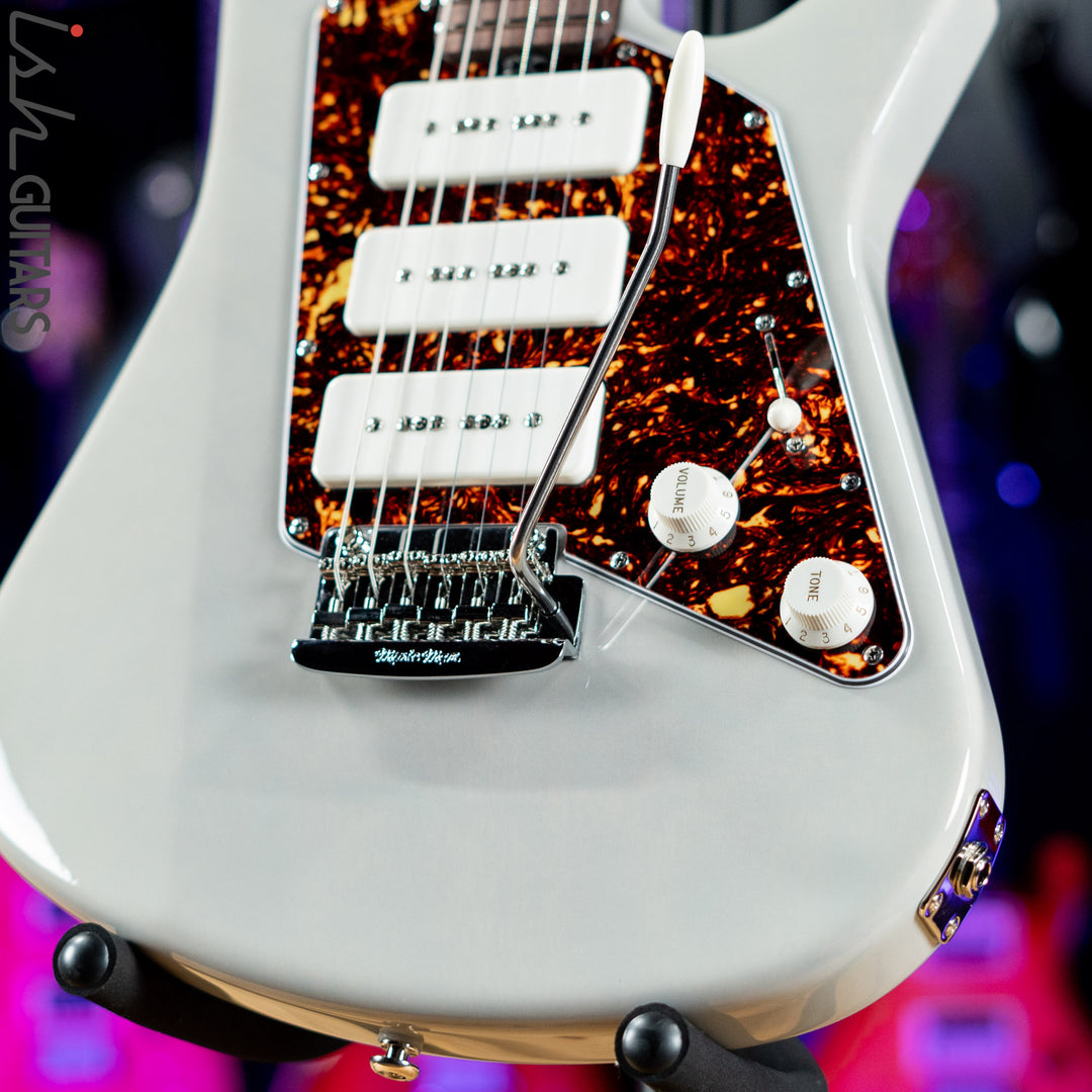 Ernie Ball Music Man BFR Albert Lee MM90 Ghost In a Shell White Demo