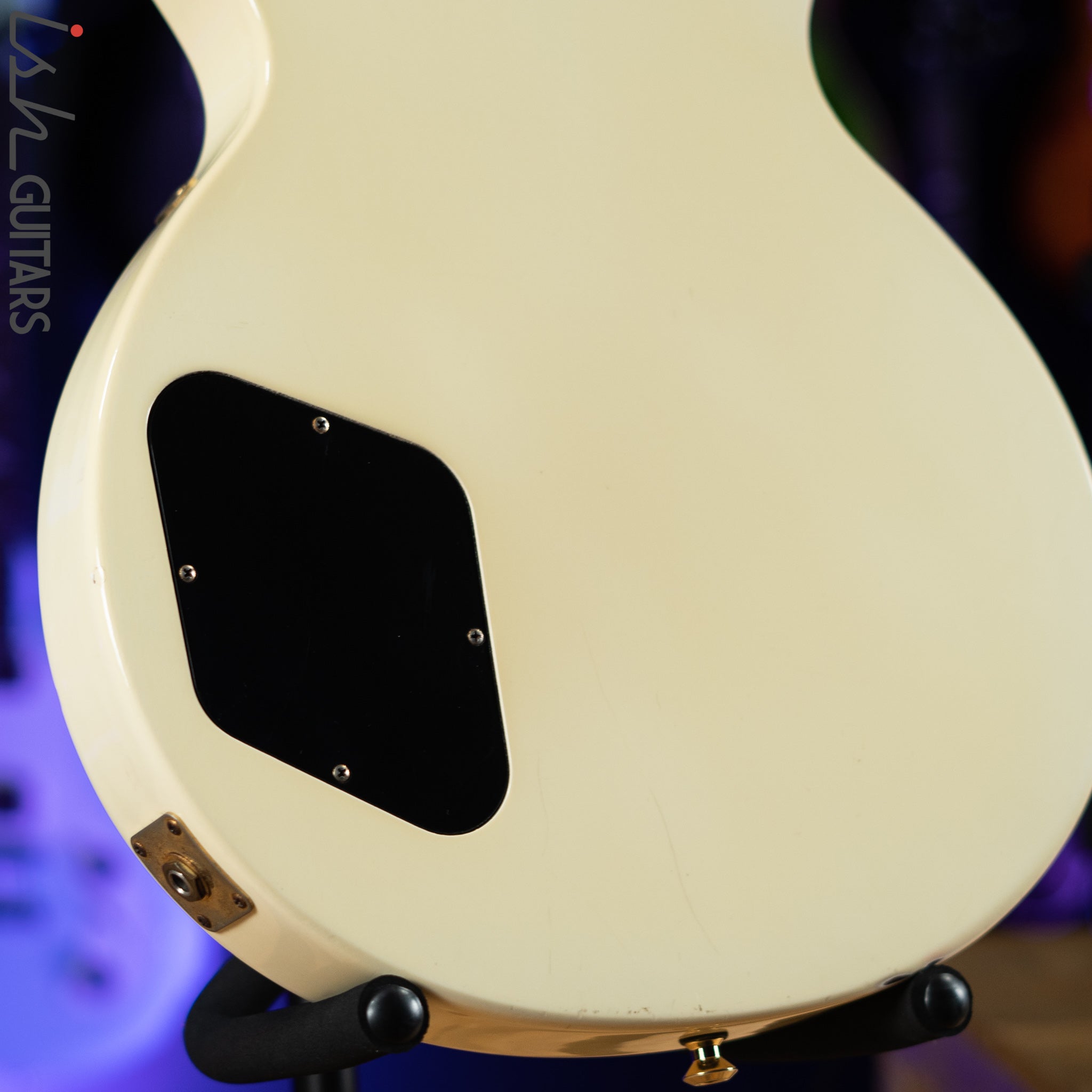 Gibson Les Paul Studio Alpine White – Ish Guitars