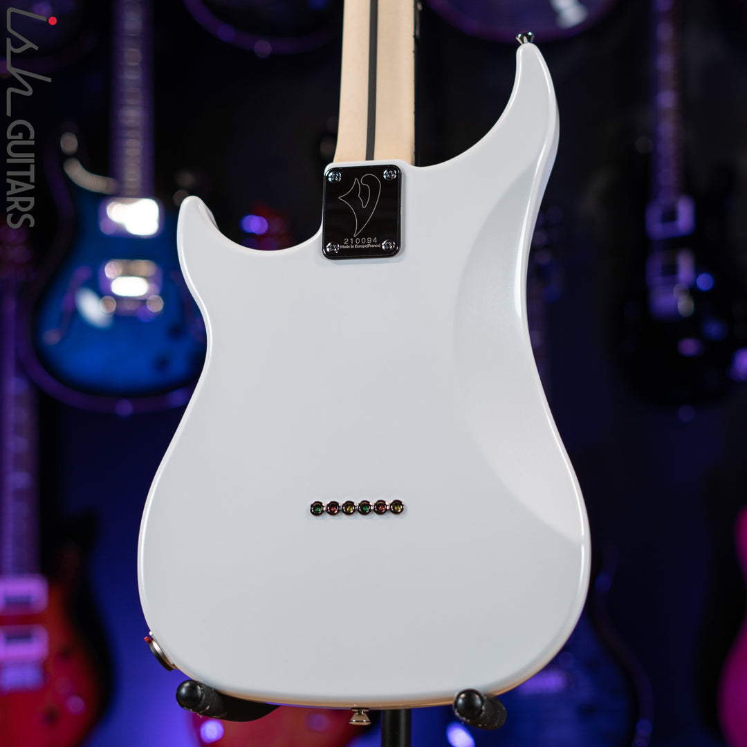 Vigier Excalibur Surfreter Supra Fretless Pearl White