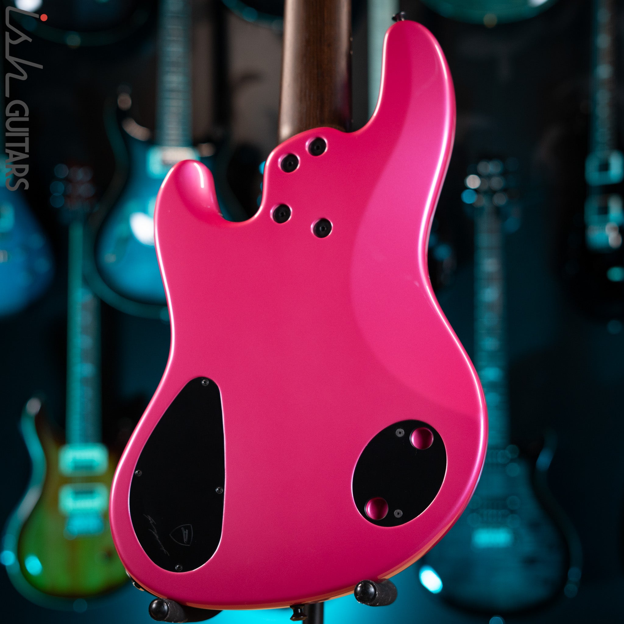 Dingwall Super J 5-String Bass Pink Metallic Gloss – Ish Guitars