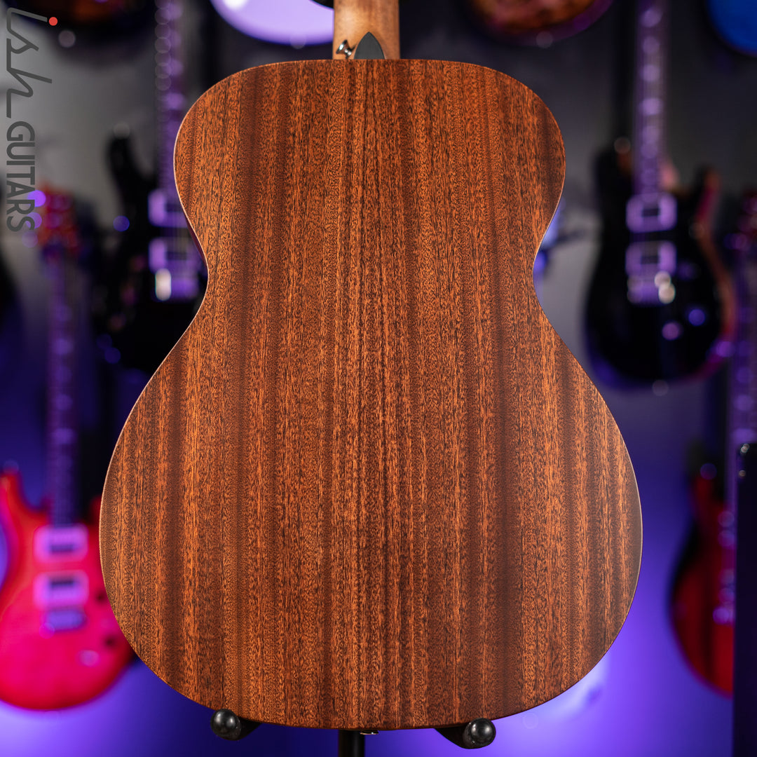 Martin 000-10E Road Series Acoustic-Electric Guitar