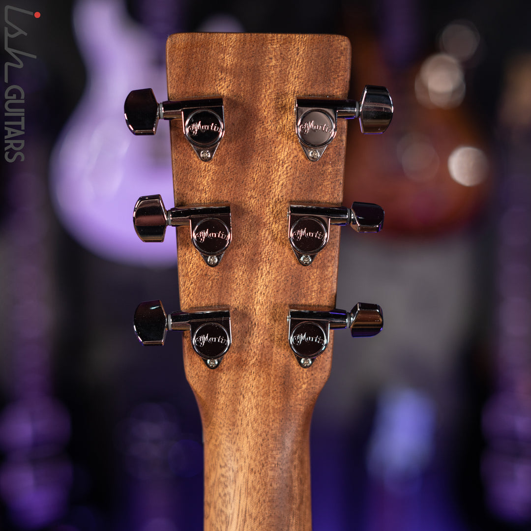 Martin 000-10E Road Series Acoustic-Electric Guitar