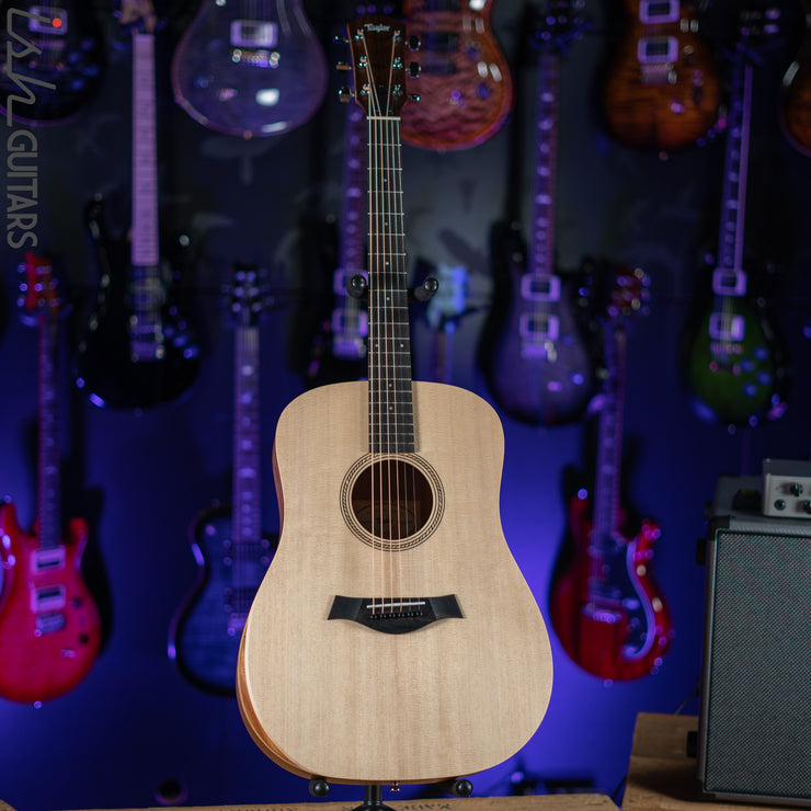 Taylor Academy 10 Natural Acoustic Guitar