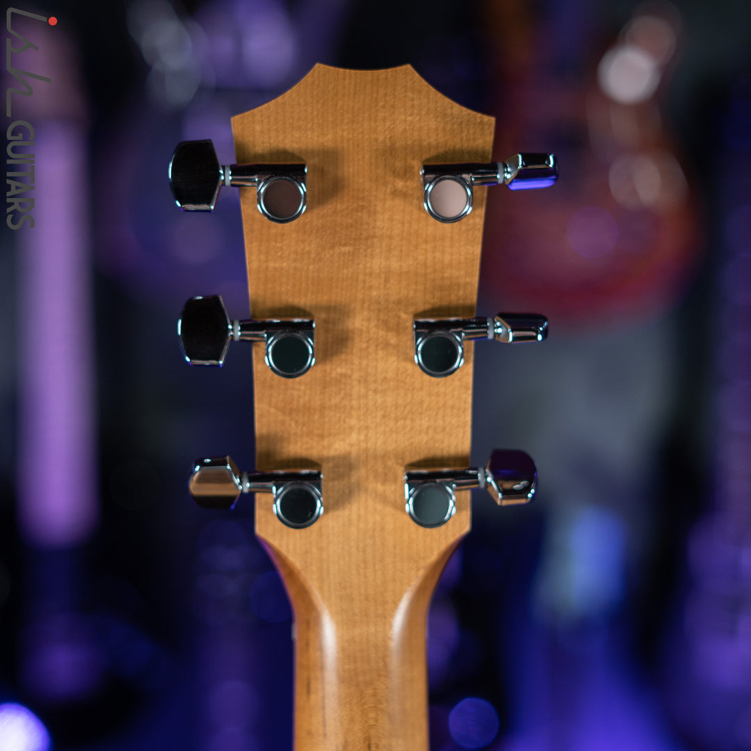 Taylor Academy 10 Natural Acoustic Guitar