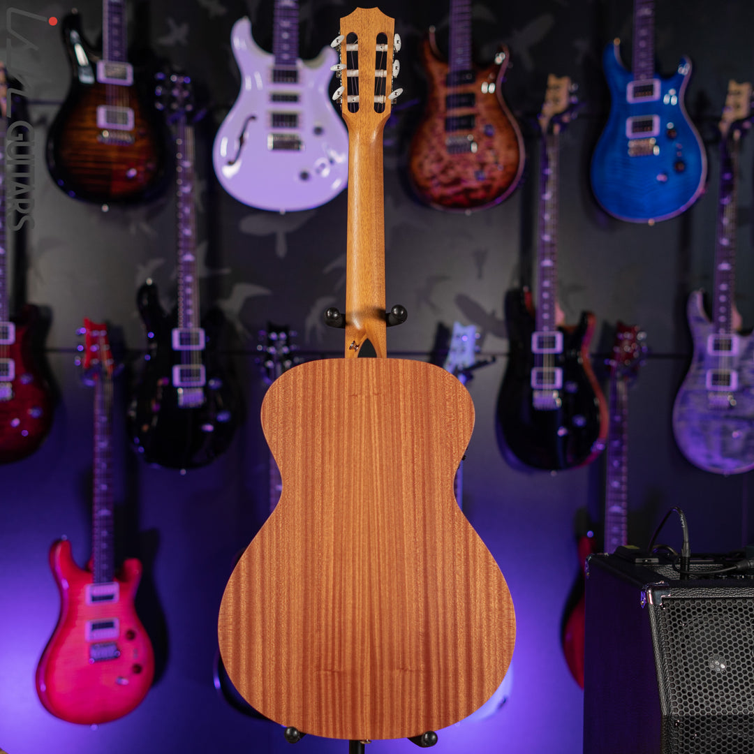 Taylor Academy 12e-N Nylon String Acoustic-Electric Guitar Natural