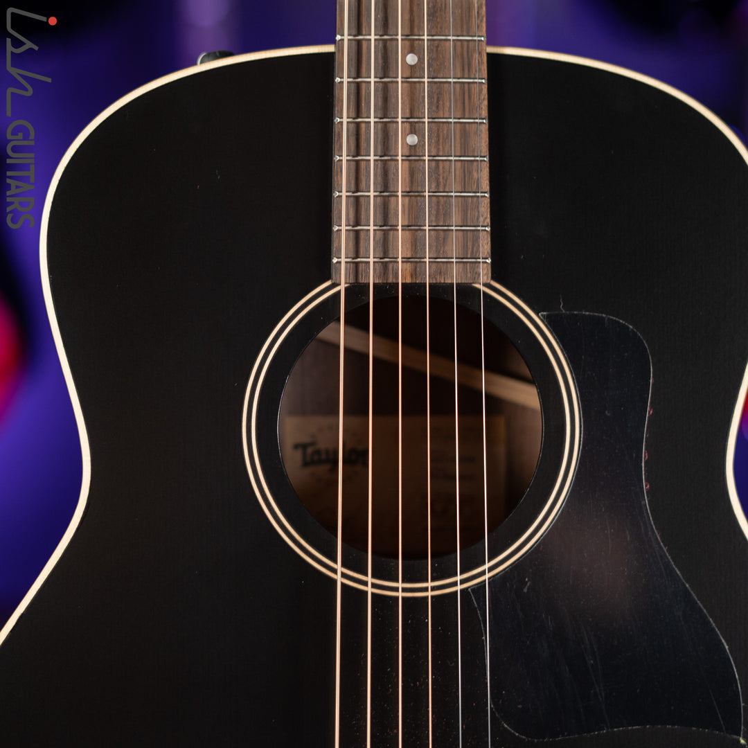 Taylor GTe Grand Theater Acoustic-Electric Guitar Blacktop