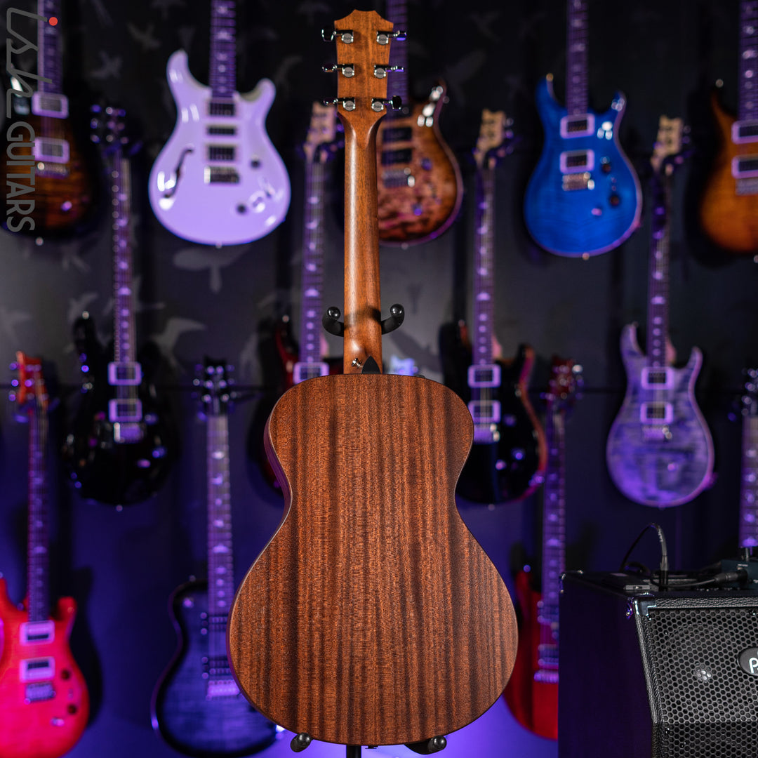 Taylor AD22e American Dream Acoustic-Electric Guitar Urban Sienna