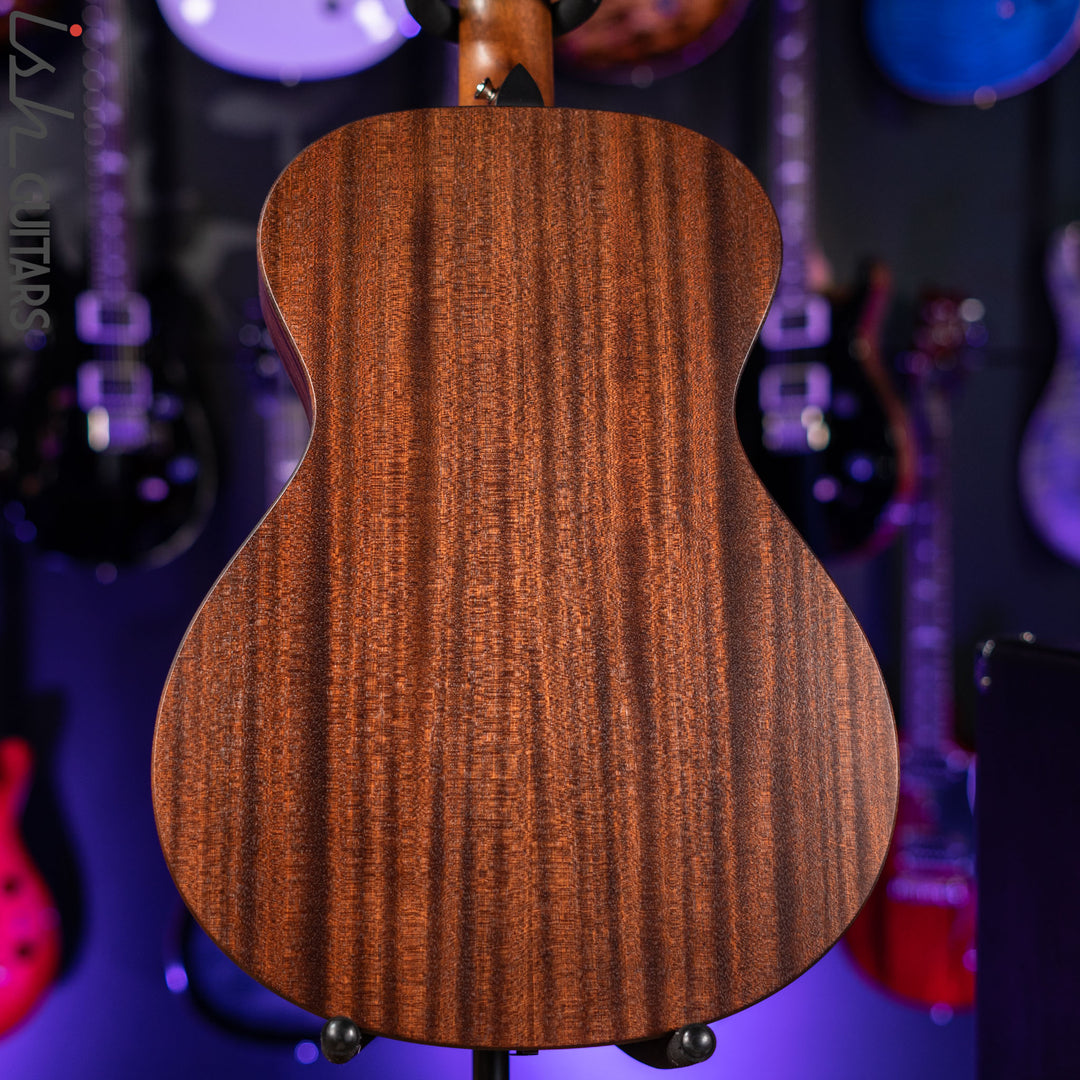 Taylor AD22e American Dream Acoustic-Electric Guitar Urban Sienna